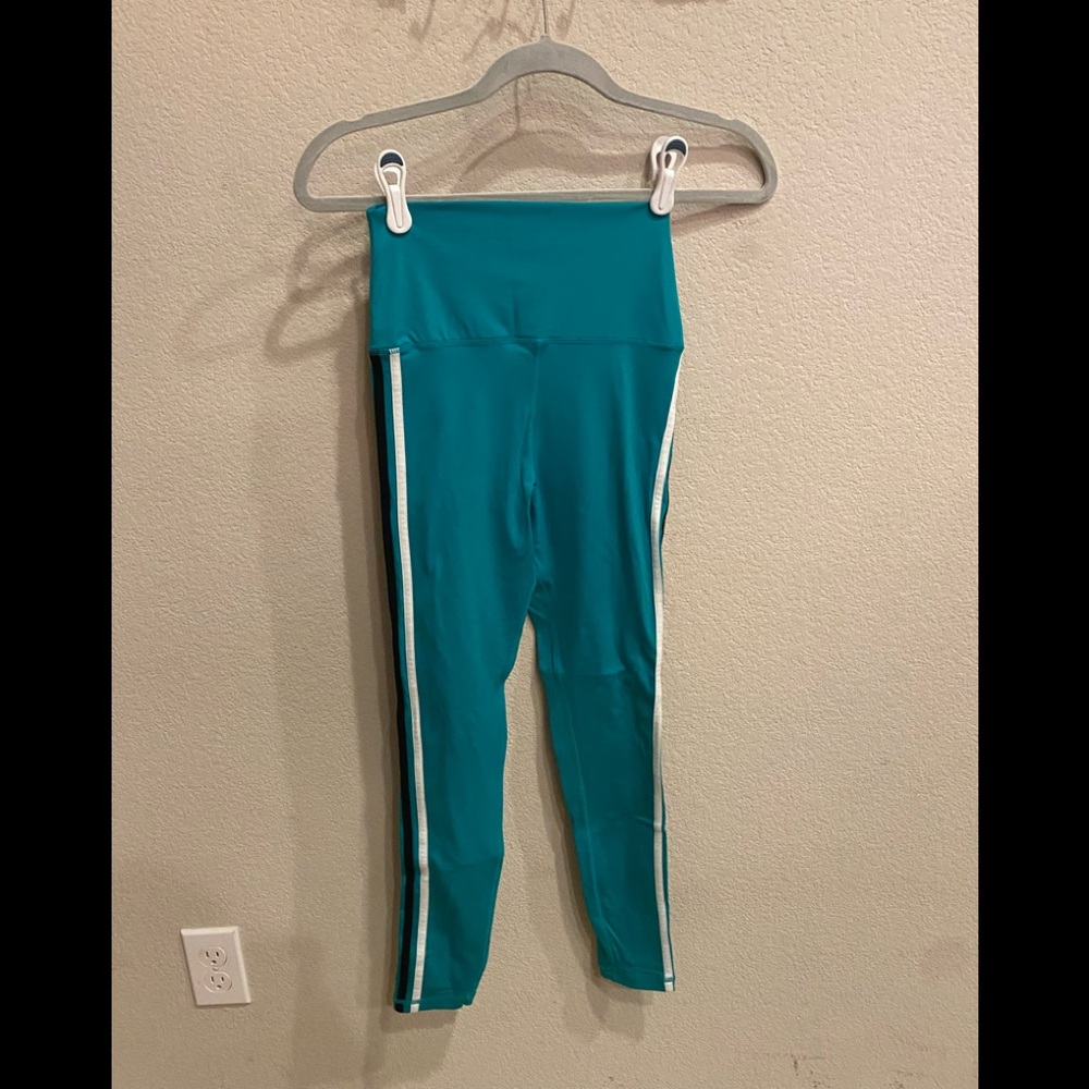 Glyder leggings with matching sports bra- size Small